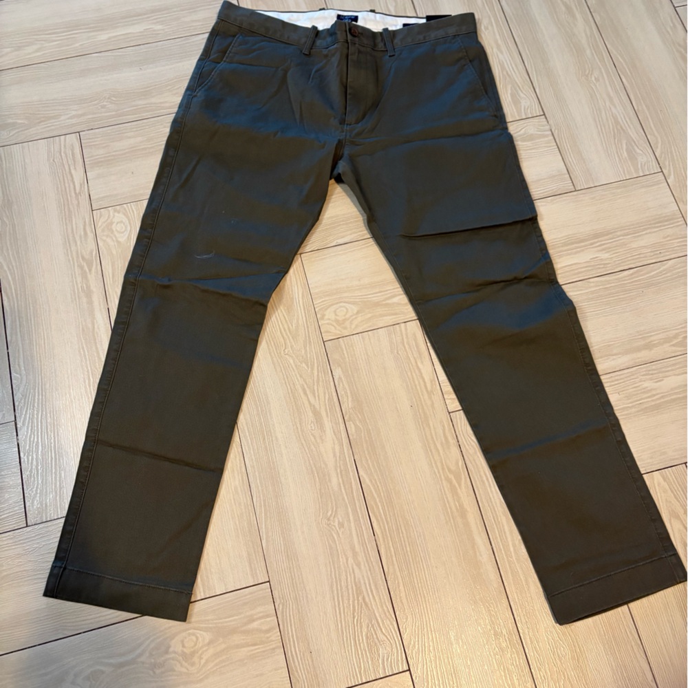 34x30 J. CREW Olive Green Khaki Flex Pants